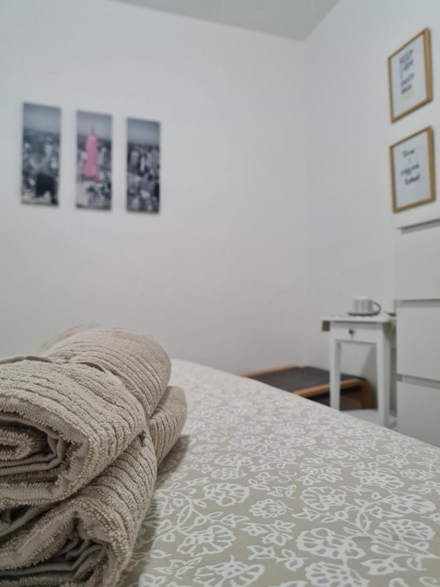 Eeb Private Room Habitacion Privada En Piso Compartido 라 라구나 외부 사진